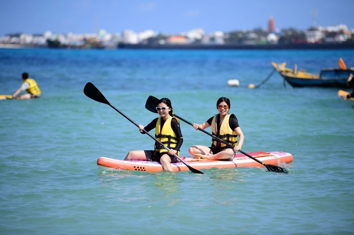 Du lịch hè 2026: Chi đậm tiền cho tour khám phá, độc lạ