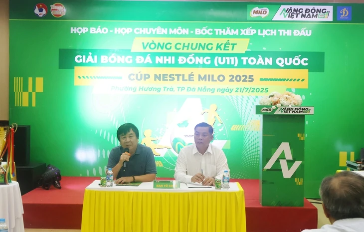16 đội bóng tham dự Vòng chung kết Giải bóng đá Nhi đồng toàn quốc ở Đà Nẵng