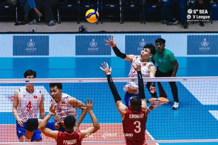 Ngọc Thuân, Duy Tuyến trong đội hình tiêu biểu chặng 2 SEA V.League 2025