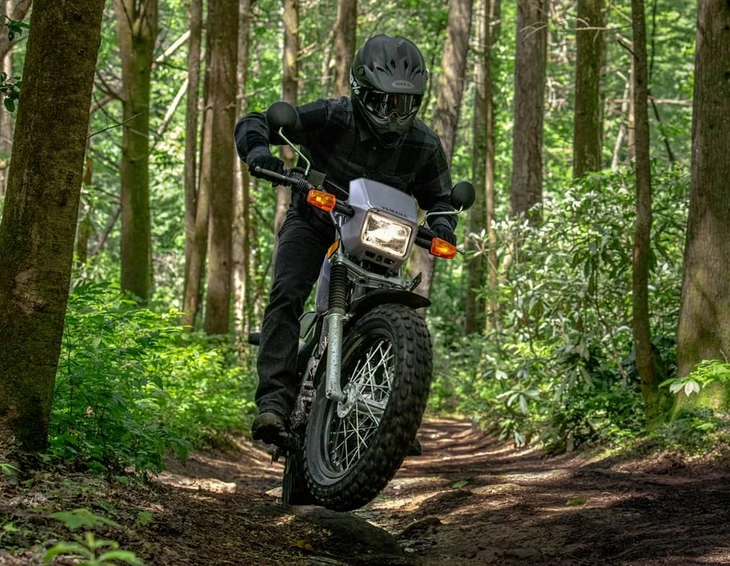 Yamaha TW200 sau gần 40 năm y như ngày đầu vẫn bán tốt