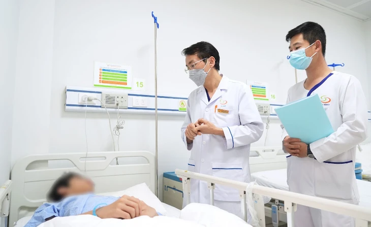 Chủ quan vì cú va đập khi đạp xe, bé trai 12 tuổi mất một bên tinh hoàn