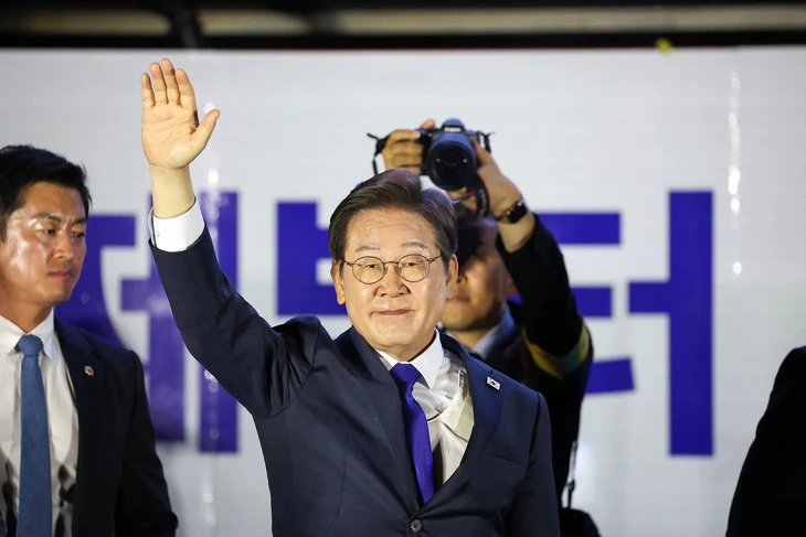 Chiến thắng từ 'đà thiết quân luật', Tổng thống Hàn Quốc Lee Jae Myung cam kết vực dậy kinh tế
