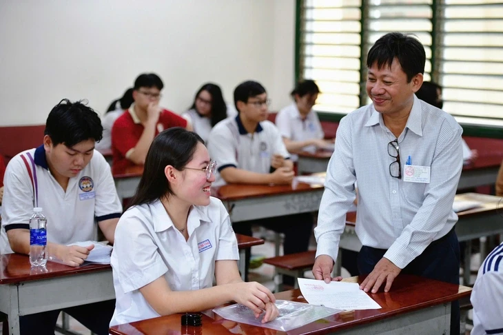 Vì sao thí sinh thi 28,1 điểm bị rớt, người 26,25 lại đậu đại học?