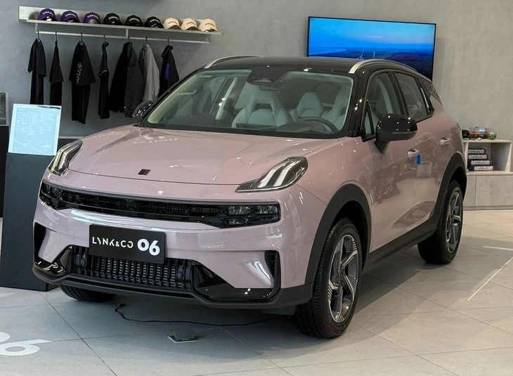 Lynk & Co 06 bản cao thêm tính năng, chỉ tăng 10 triệu, gây nhiều tranh cãi trong cộng đồng chủ xe