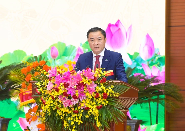 'Lịch sử đặt chúng ta vào cuộc đối đầu chưa từng có tiền lệ' và cách PVN 'vượt bão'