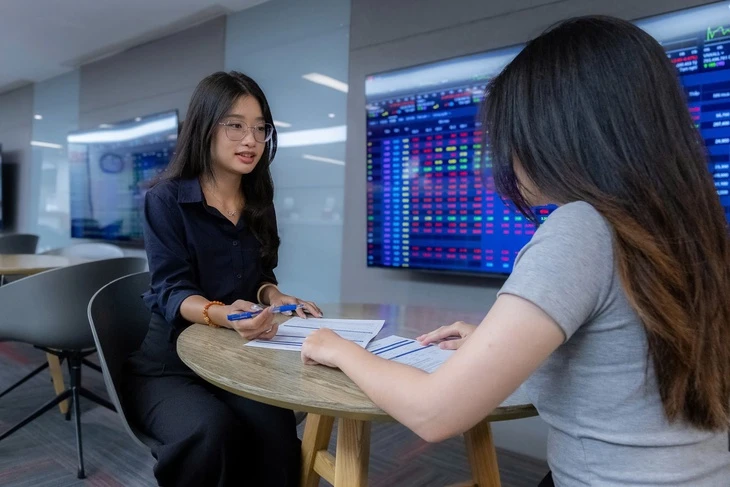 Chứng khoán chấm dứt chuỗi tăng, tuần mới ra sao khi có chính sách thuế mới?