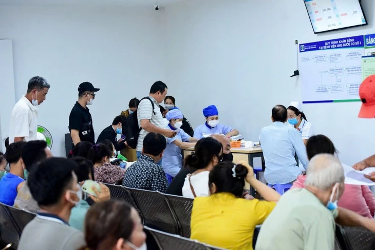 Bệnh nhân tìm kiếm về nivolumab 'điều trị 15 loại ung thư', bác sĩ khuyến cáo gì?