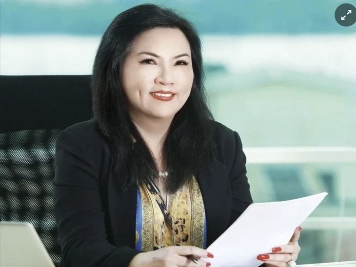 Gia đình nữ đại gia tăng gom cổ phiếu ACB , nâng cao tỉ lệ sở hữu