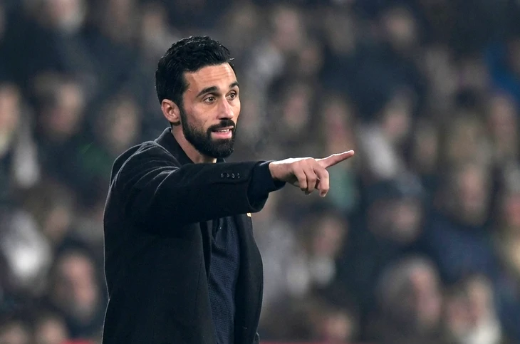 HLV Arbeloa xác nhận chia tay Real Madrid, 'người đặc biệt' Mourinho có thể sẽ trở lại