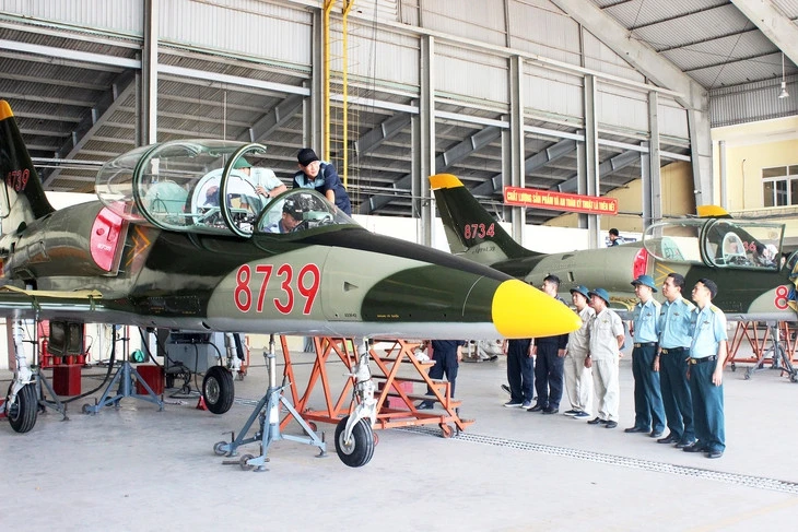 Những người thầm lặng sau nhiệm vụ A50