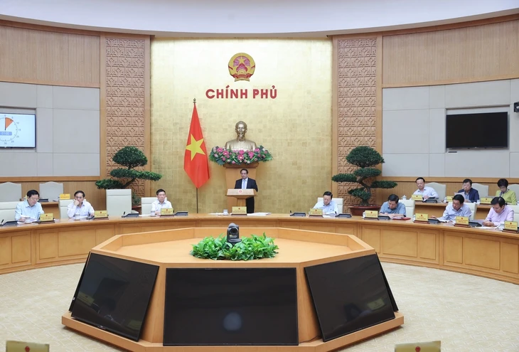 Thủ tướng: 'Doanh nghiệp tạo việc làm cho dân, không có lý do gì gây phiền hà'