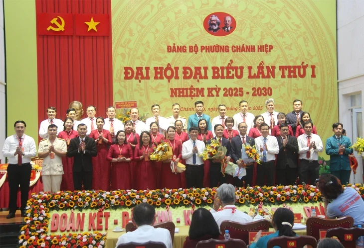 Phó bí thư TP.HCM Võ Văn Minh: Các phường cần quan tâm quy hoạch, mở rộng không gian phát triển