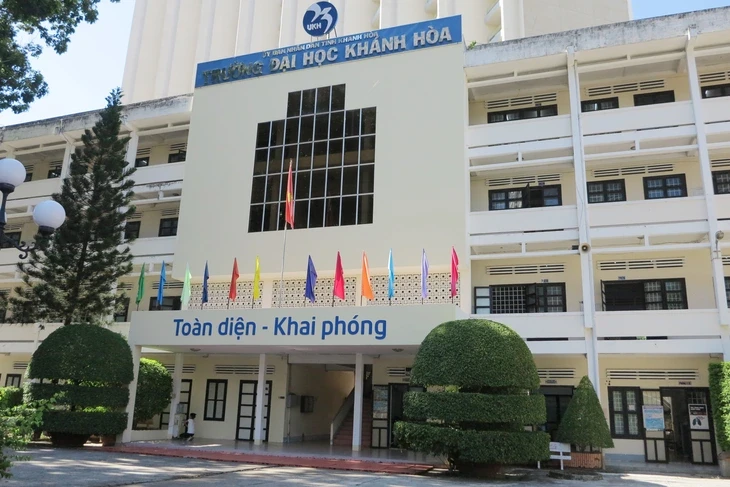 Xài chứng chỉ tiếng Anh giả, nữ sinh viên sư phạm bị buộc thôi học