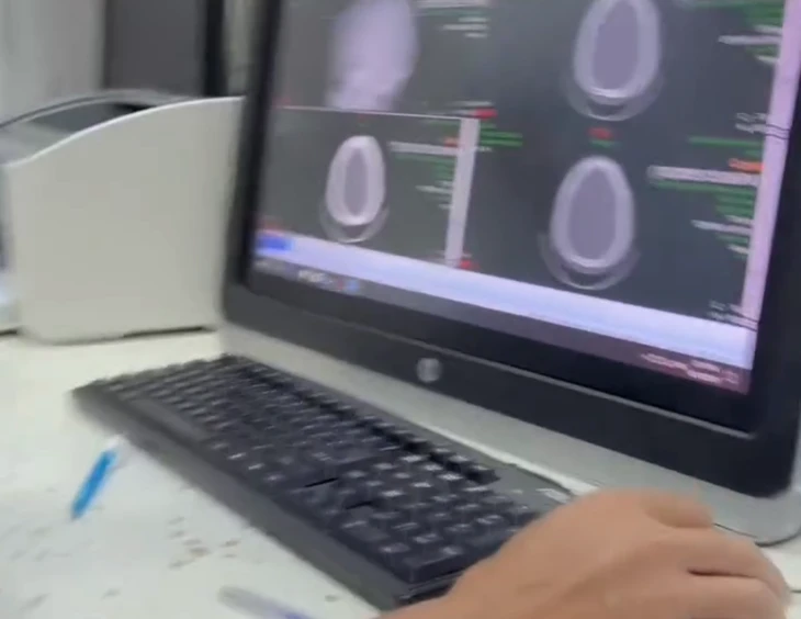 Gia đình bệnh nhân nghi bác sĩ tắc trách, bệnh viện nói chỉ thiếu sót khi in kết quả ra viện