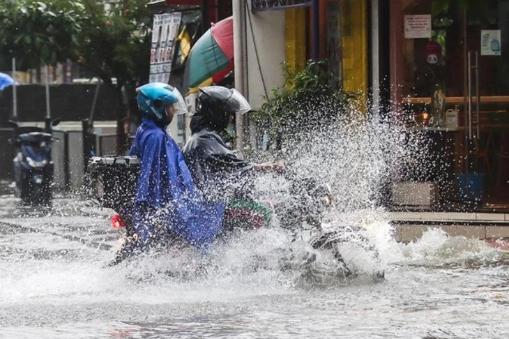 Hàng nghìn người Philippines sơ tán khẩn cấp tránh bão Fengshen