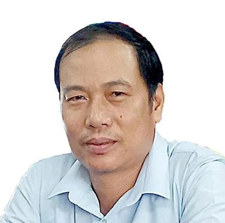 Con nuôi có được xác định lại dân tộc theo cha mẹ đẻ không?