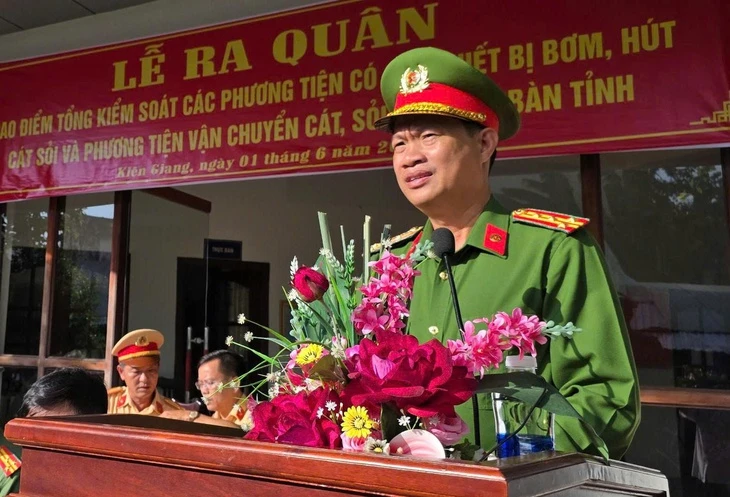 Kiên Giang ra quân cao điểm kiểm soát vận chuyển cát, đá trái phép