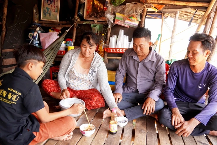 Trở lại xóm 'Việt kiều Cam' hồ Dầu Tiếng
