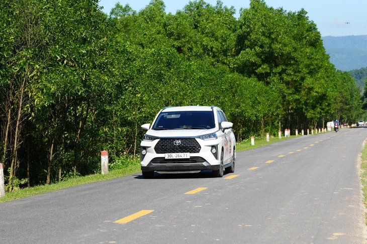 Tiết kiệm hàng chục triệu đồng khi mua Toyota Veloz Cross và Avanza Premio