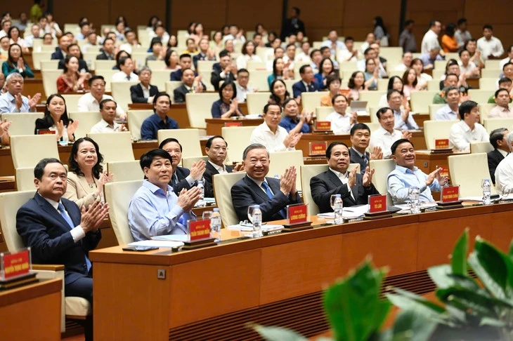 Bộ Chính trị, Ban Bí thư chỉ đạo về công tác nhân sự khi sáp nhập tỉnh, xã