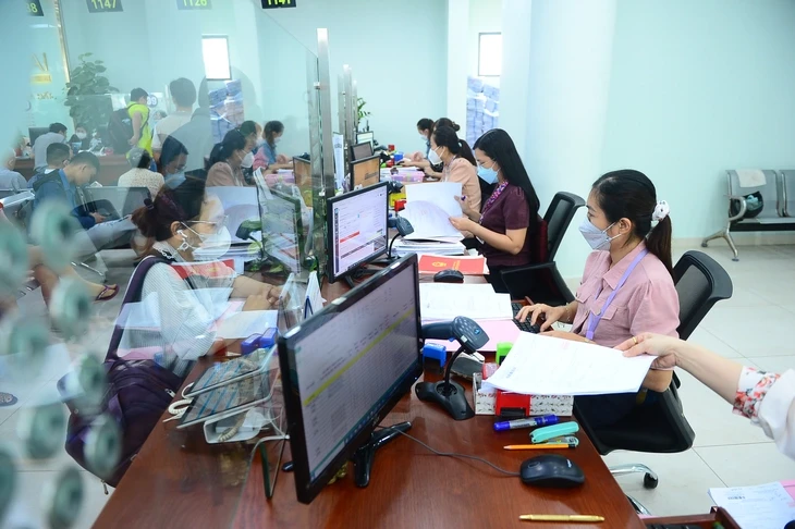 Bộ Y tế, Nội vụ, Công Thương bị 'điểm tên' vì chưa đáp ứng việc cắt giảm, đơn giản hóa thủ tục