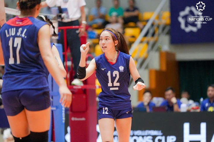 Những nữ VĐV bóng chuyền xinh đẹp, tỏa sáng tại AVC Nations Cup 2025