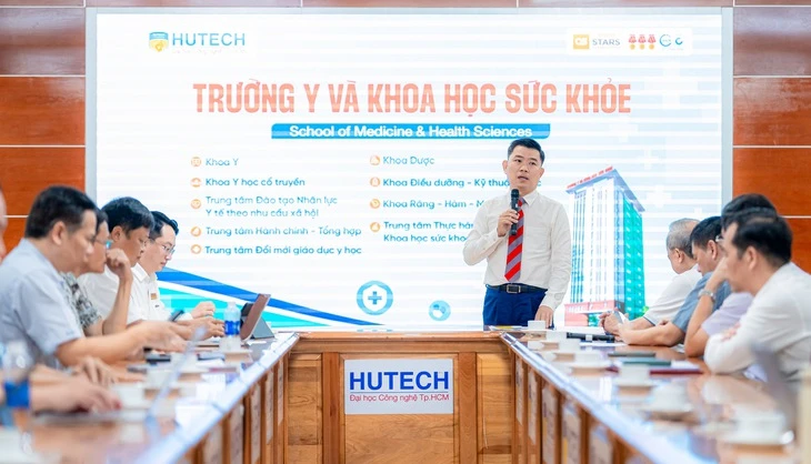 Cựu hiệu trưởng Trường ĐH Y khoa Phạm Ngọc Thạch làm hiệu trưởng trường y của HUTECH