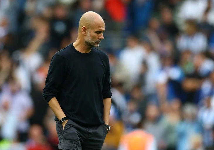 Pep Guardiola không thèm bắt tay HLV Brighton sau trận thua