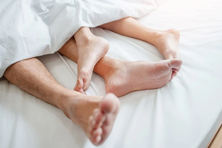 Quý ông 'chưa đi đến chợ đã tiêu hết tiền', làm cách nào lấy lại bản lĩnh phòng the?