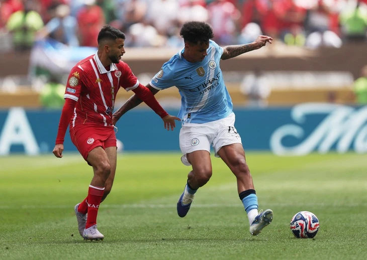 Man City đấu Al Ain (8h): Man City sẽ giành vé đi tiếp ?