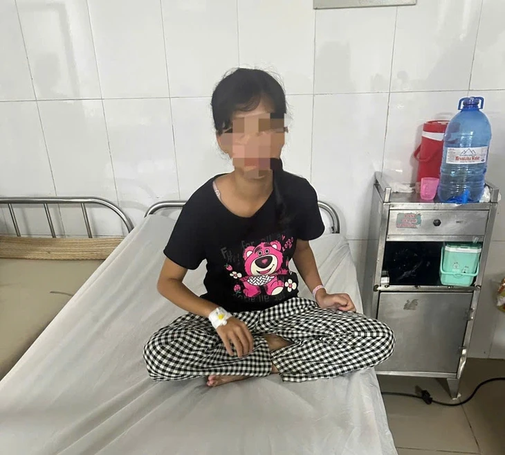 Xác định ba người từ 12 đến 15 tuổi tham gia đánh dã man thiếu nữ ở Trần Đề