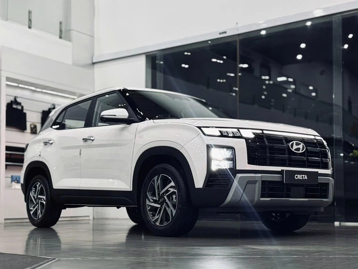 Tin tức giá xe: Hyundai Creta giảm tới hơn 50 triệu tại đại lý, giá thực tế tiệm cận nhóm SUV cỡ A