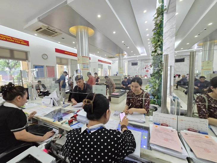 TP.HCM: Triển khai thủ tục hành chính phi địa giới với chính quyền 2 cấp