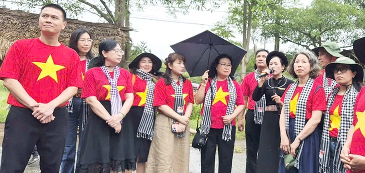Về nguồn Pác Bó, Nà Nưa... trí thức trẻ TP.HCM bừng khát vọng cống hiến