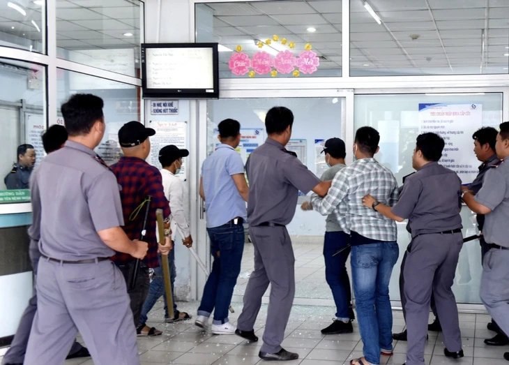 Nhân viên y tế bị hành hung: Bộ Y tế chỉ đạo lắp camera giám sát, tập huấn kỹ năng giao tiếp