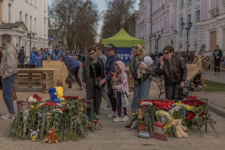 Nga, Ukraine tố nhau oanh tạc qua lại biên giới Kursk - Sumy