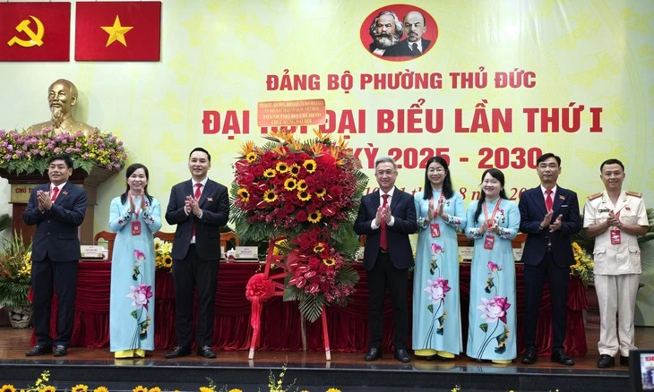Phó bí thư Thành ủy Đặng Minh Thông: Phường Thủ Đức cần phát triển thương mại, dịch vụ gắn với TOD