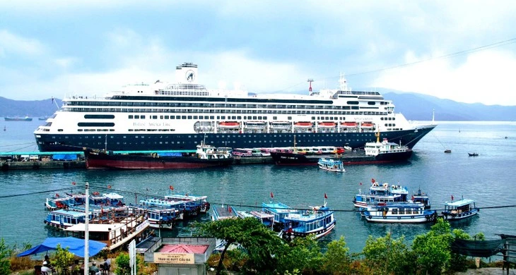 Chưa rõ bao giờ tàu du lịch biển quốc tế được trở lại cảng Nha Trang