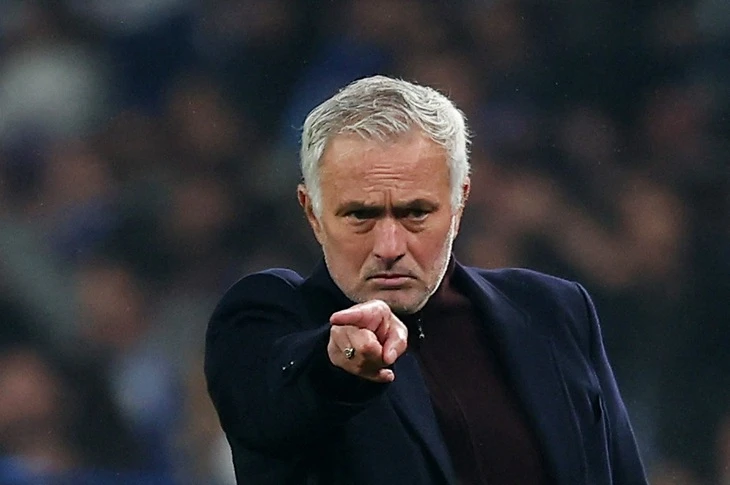 Mourinho trở lại dẫn dắt Real Madrid