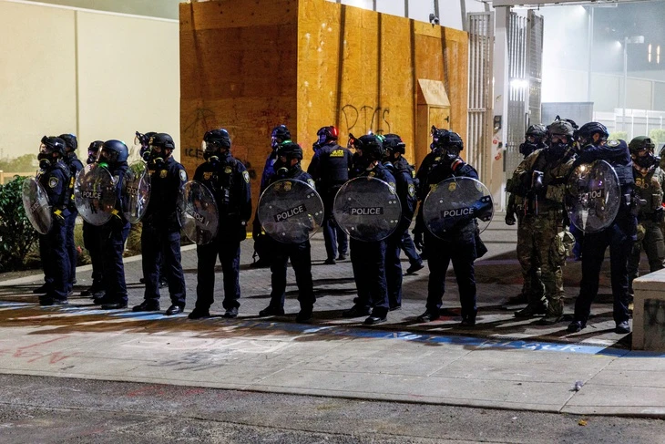 Ông Trump ra lệnh điều quân đội đến Portland, cho phép dùng 'toàn lực'