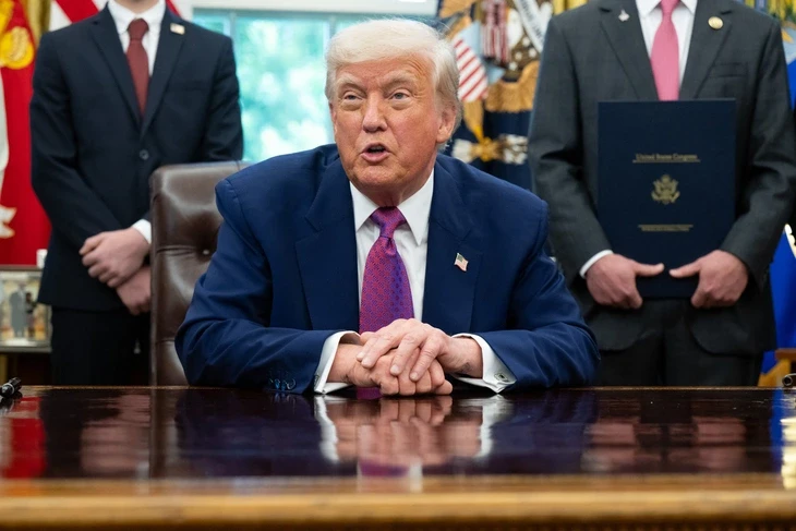 Tin tức thế giới 10-5: Ông Trump và ông Putin chúc nhau; Triều Tiên cảnh báo Mỹ nếu khiêu khích Nga