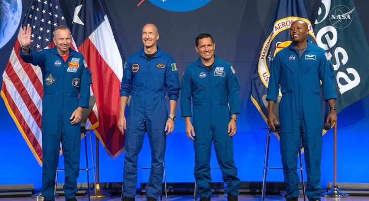 NASA công bố phi hành đoàn Artemis III