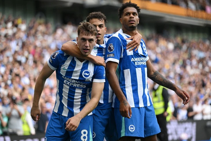 Man City thua trận thứ 2 liên tiếp ở Premier League