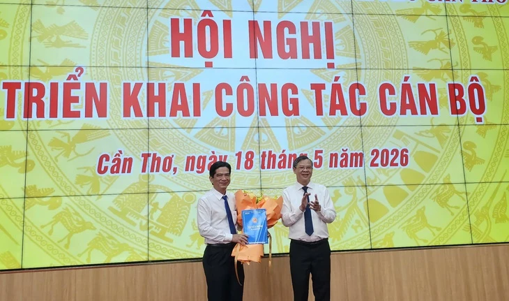 Ông Lê Công Lý làm Phó chủ tịch thường trực UBND thành phố Cần Thơ