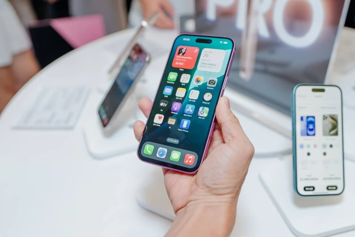 Căng thẳng thuế quan, Thế Giới Di Động nói gì về giá iPhone?