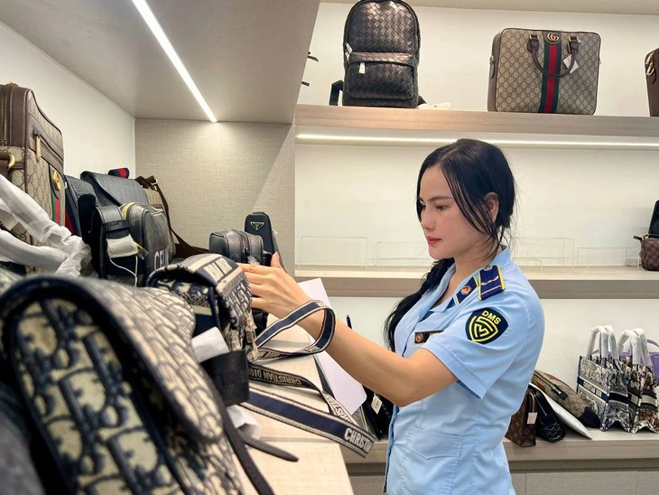 Chống buôn lậu, hàng giả 22-5: Đề xuất cấm 'quảng cáo lố' đối với mỹ phẩm