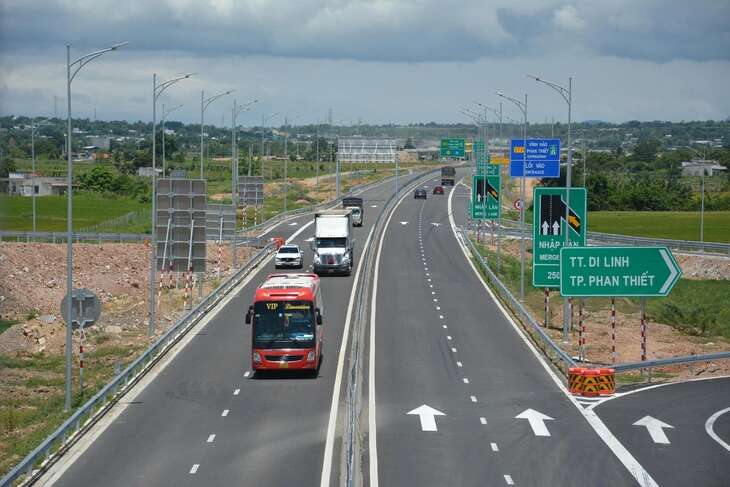 Cảnh cáo nhiều nhà thầu cao tốc Vĩnh Hảo - Phan Thiết không nghiêm túc hoàn thiện công trình