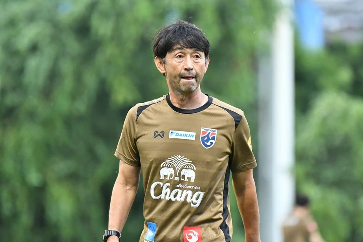 Bóng đá Thái Lan dùng người Nhật, nhưng lại không học tinh thần Nhật!