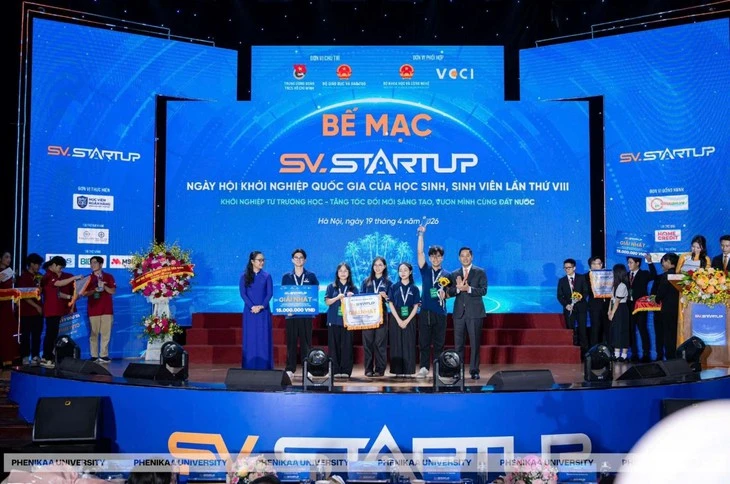 Ra trường cùng một ‘hồ sơ năng lực’ thực chiến