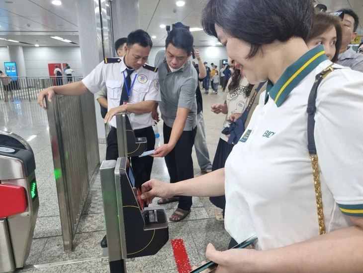 Ngân hàng chạy đua thanh toán không tiền mặt tại tuyến metro Bến Thành - Suối Tiên